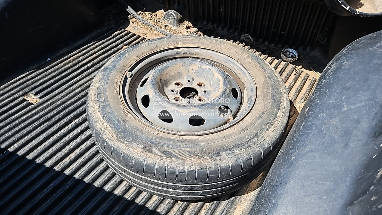 Fiat Strada Working CE - 2011/2012 — foto 10 de 12