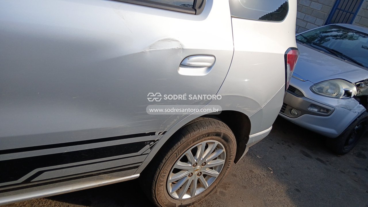 Chevrolet Spin 1.8l AT LT - 2015/2016 — foto 10 de 11