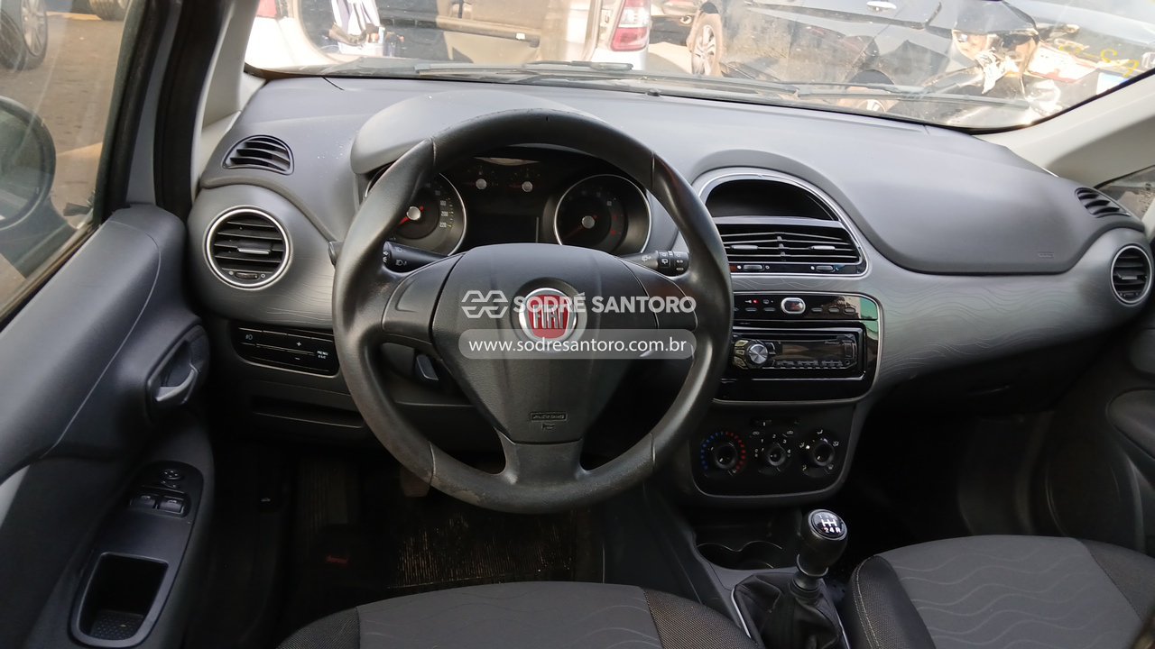 Fiat Punto Essence 1.6 - 2013/2014 — foto 6 de 12