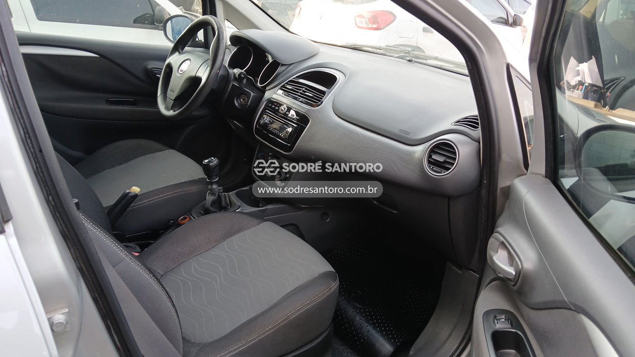 Fiat Punto Essence 1.6 - 2013/2014 — foto 7 de 12