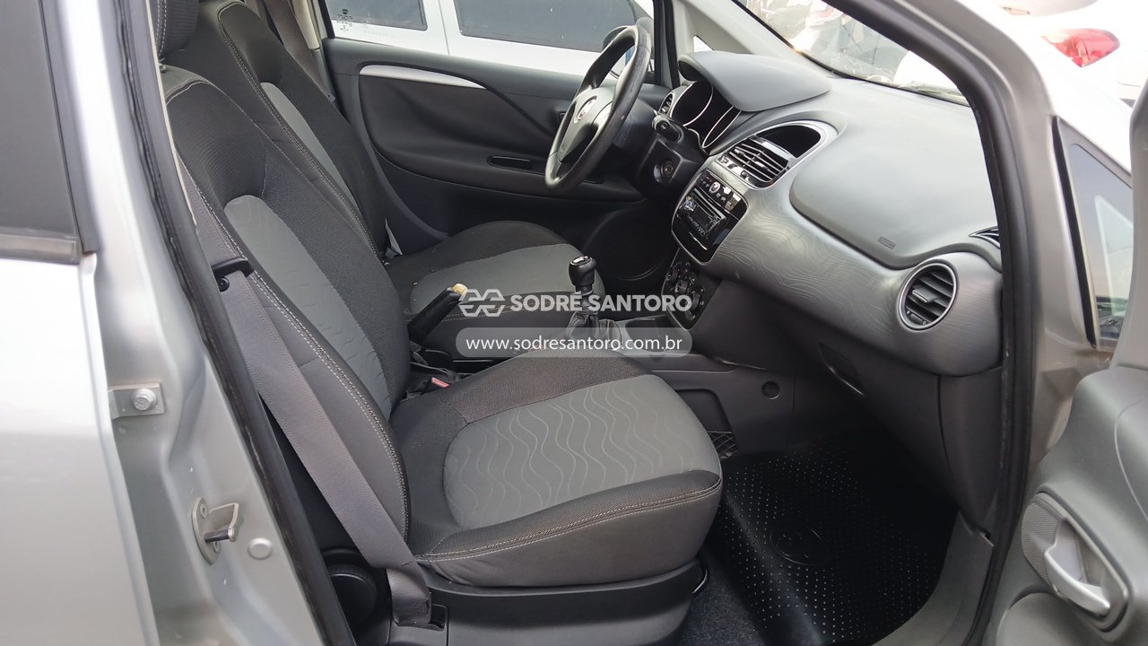 Fiat Punto Essence 1.6 - 2013/2014 — foto 8 de 12