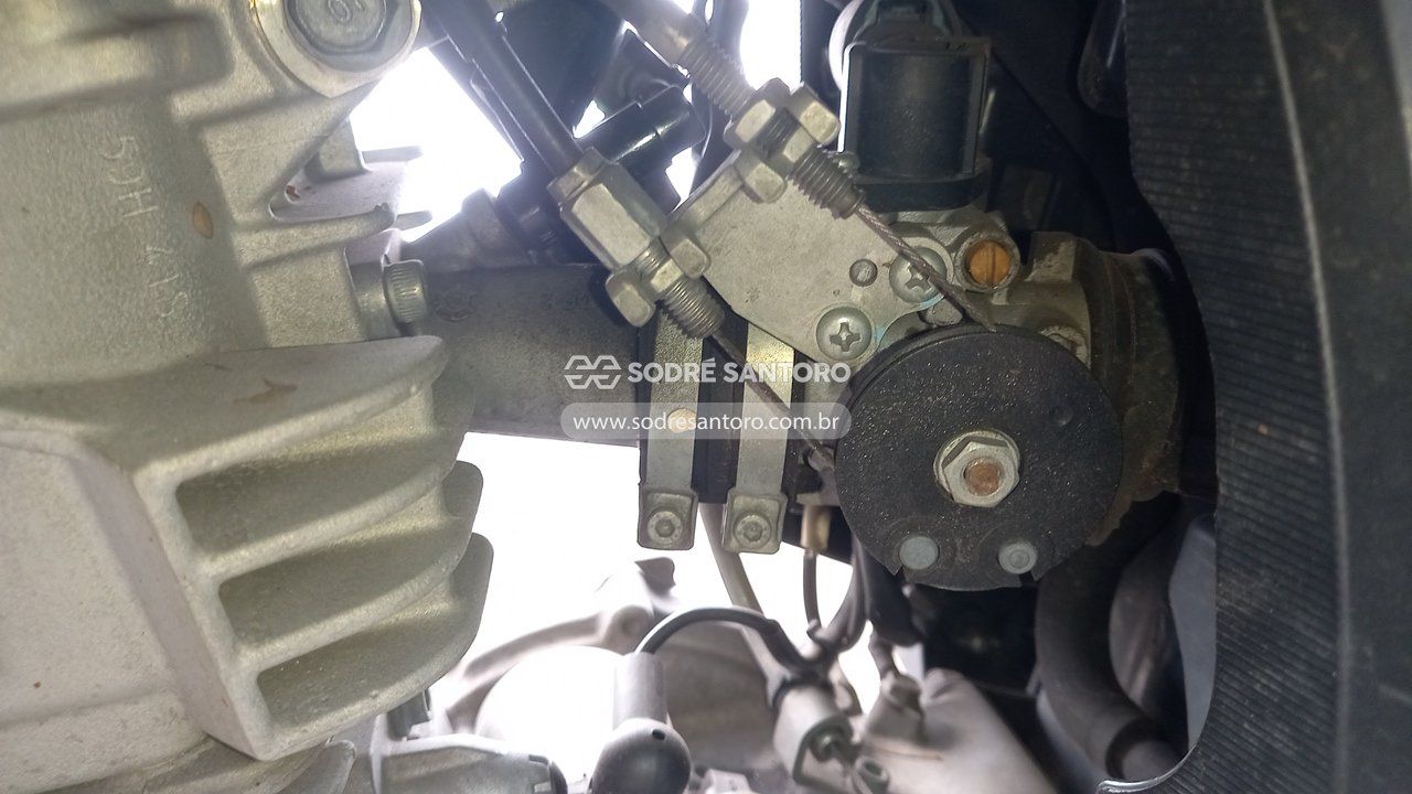 Yamaha Ys150 Fazer Sed - 2014/2015 — foto 6 de 12