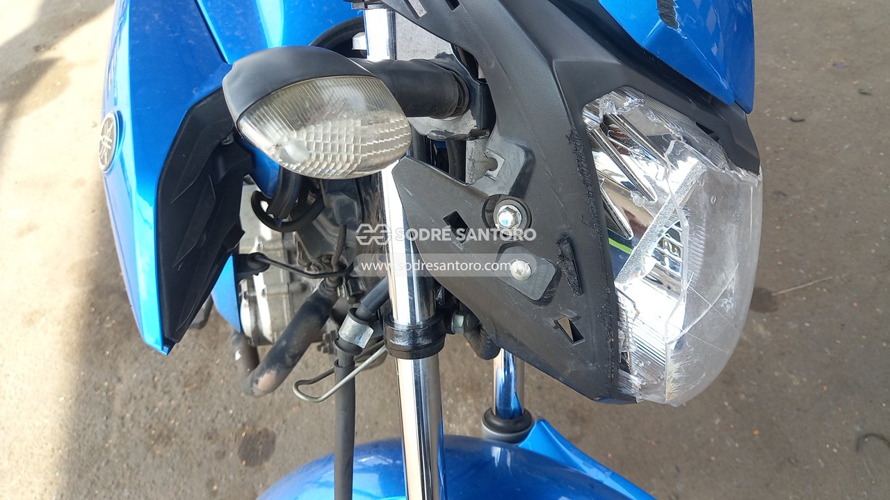 Yamaha Ys150 Fazer Sed - 2014/2015 — foto 10 de 12