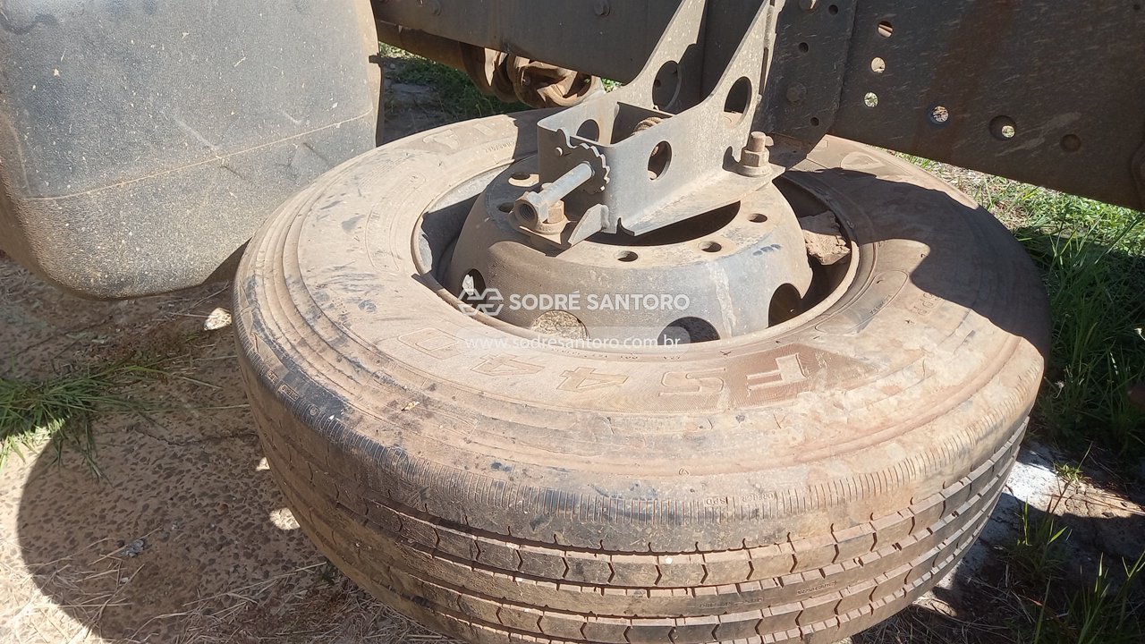 Volvo VM 290 6x2 R - 2023/2024 — foto 9 de 12