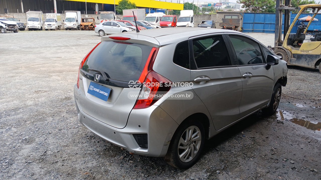 Honda Fit LX Cvt - 2016/2016 — foto 4 de 12