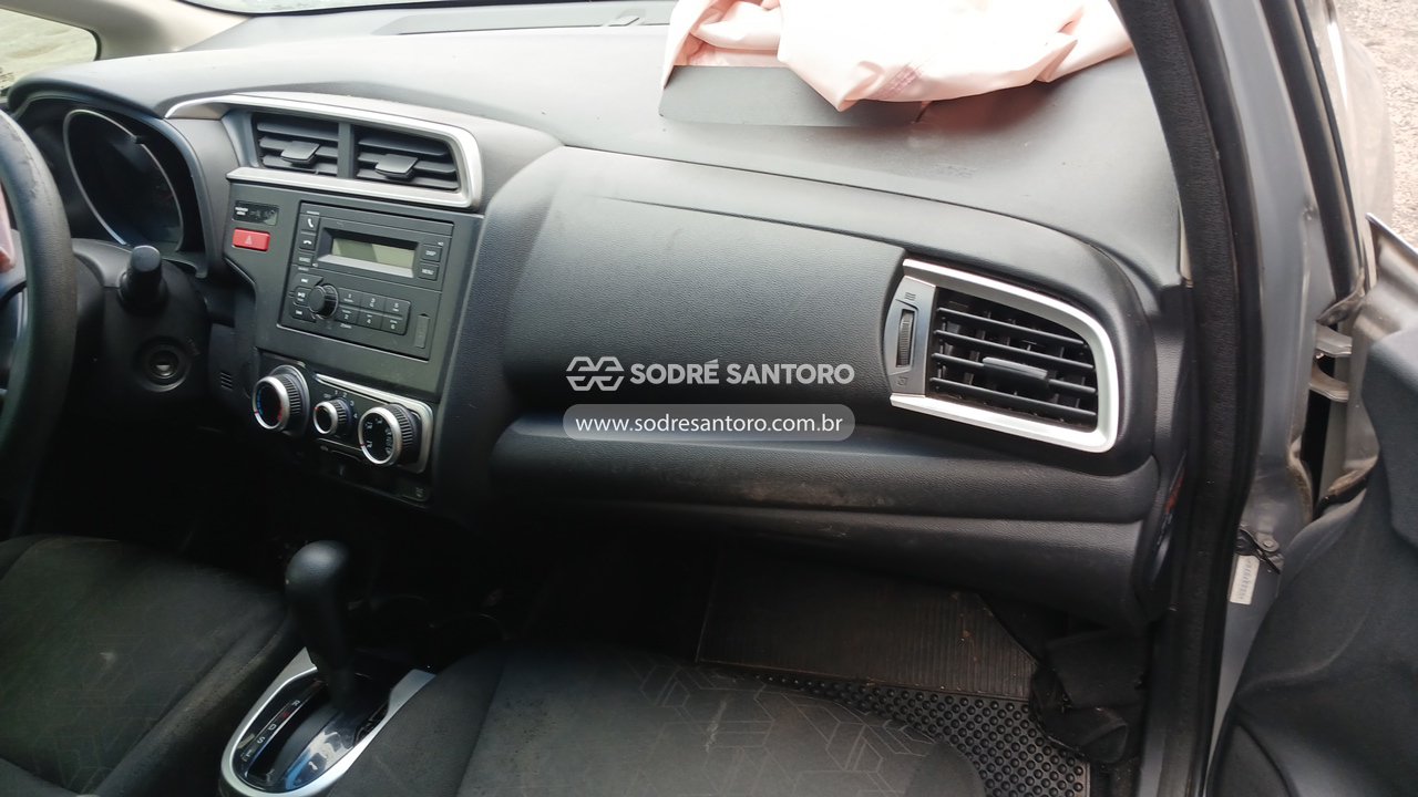Honda Fit LX Cvt - 2016/2016 — foto 7 de 12