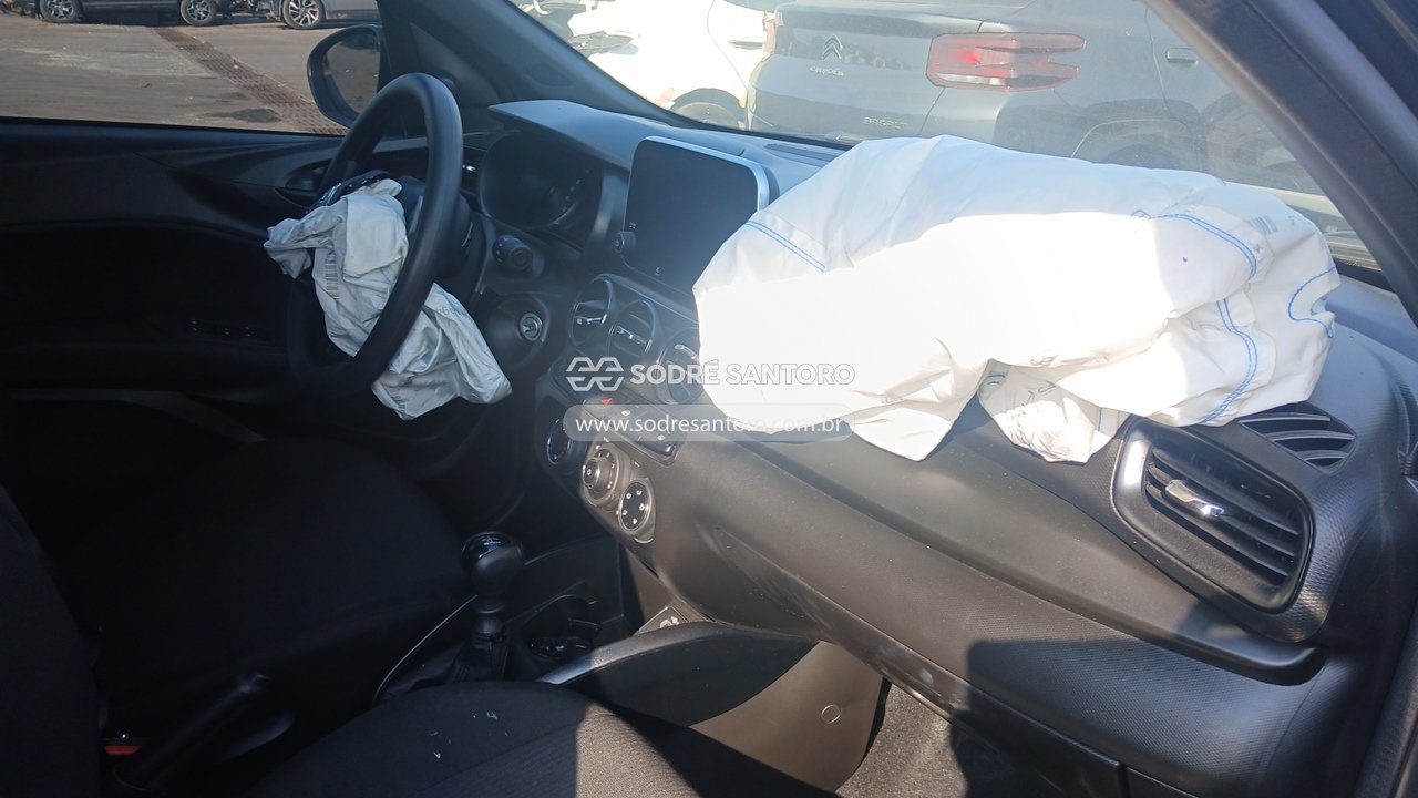 Fiat Cronos Drive 1.0 - 2025/2026 — foto 7 de 8