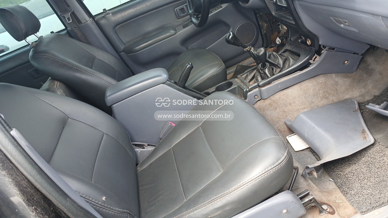 Toyota Hilux Sw4 - 1998/1999 — foto 8 de 12