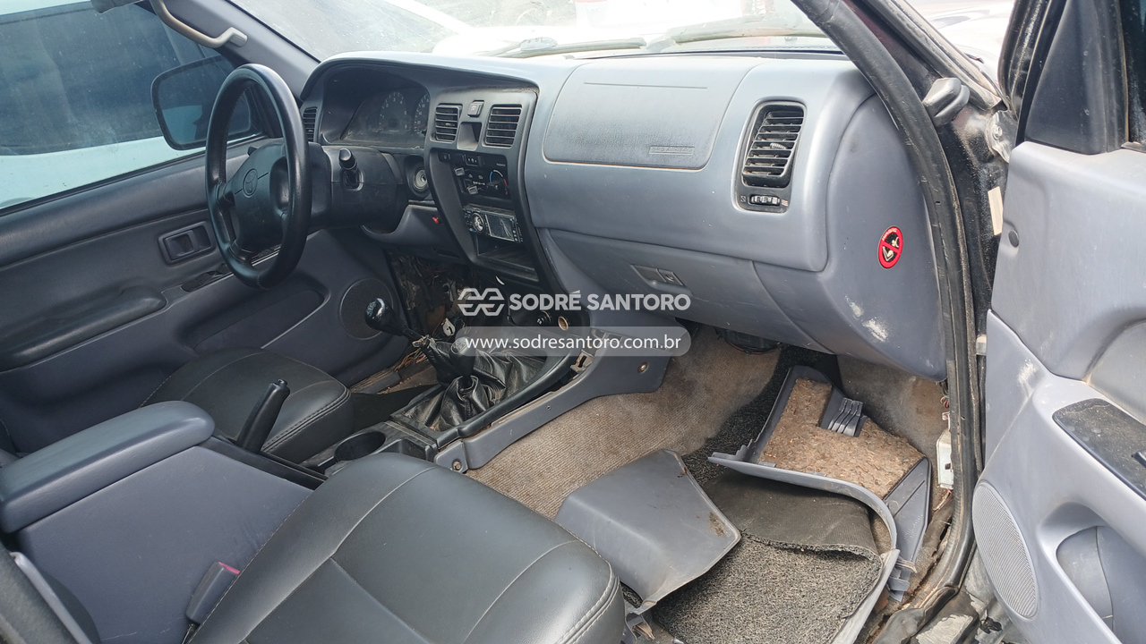 Toyota Hilux Sw4 - 1998/1999 — foto 7 de 12