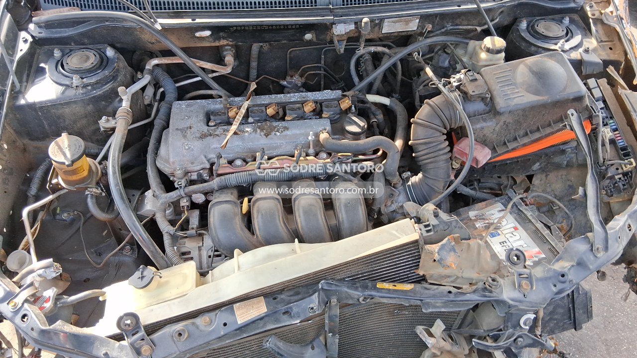 Toyota Corolla Xei 18vvt - 2004/2004 — foto 5 de 9