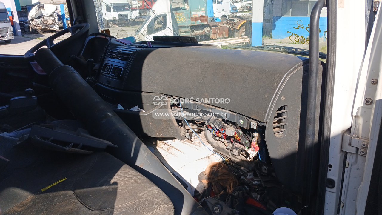 Mercedes-benz Axor 2541 S - 2013/2013 — foto 8 de 12