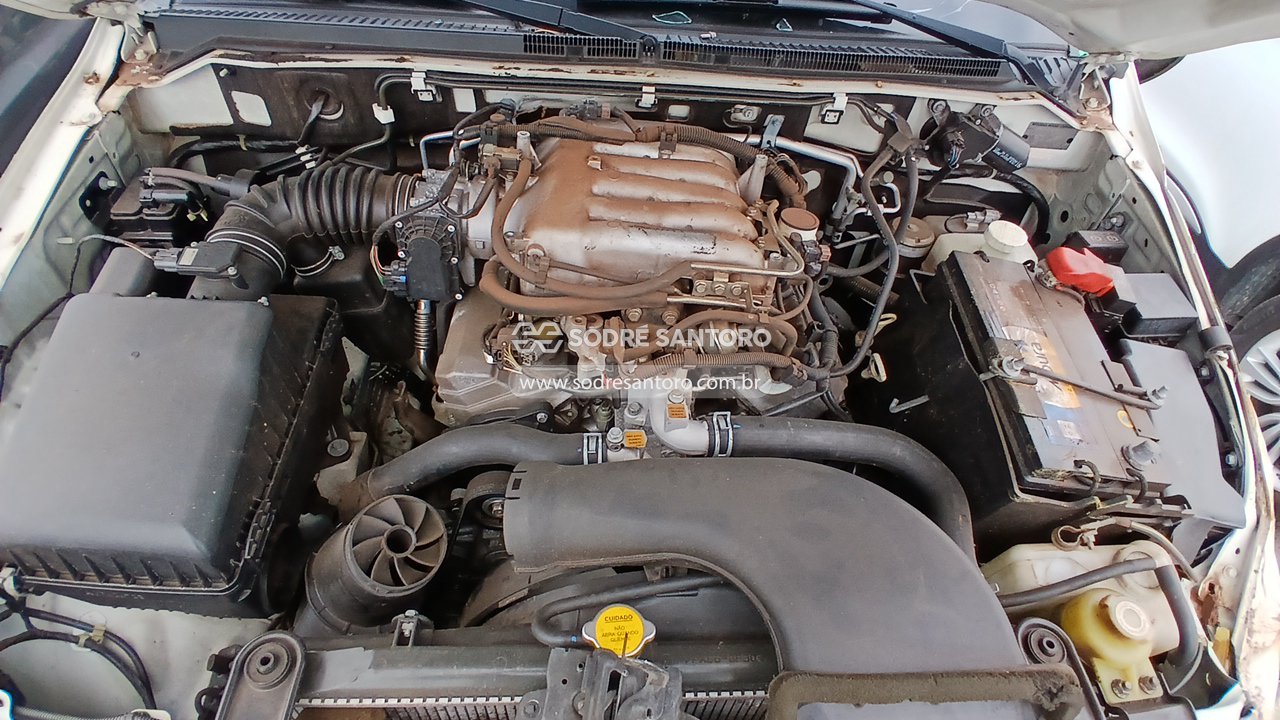 Mitsubishi Pajero Hpe 3.8 - 2011/2011 — foto 5 de 12