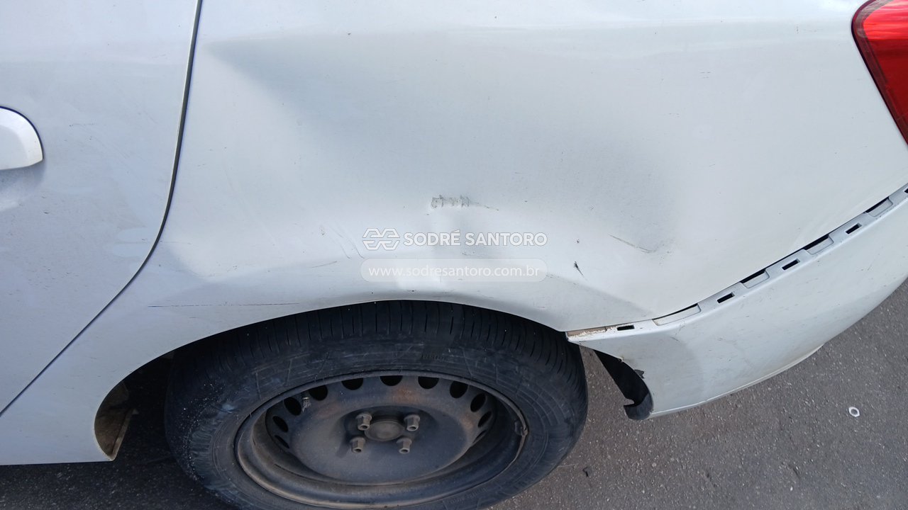 Renault Logan Auth 1016v - 2015/2015 — foto 12 de 12