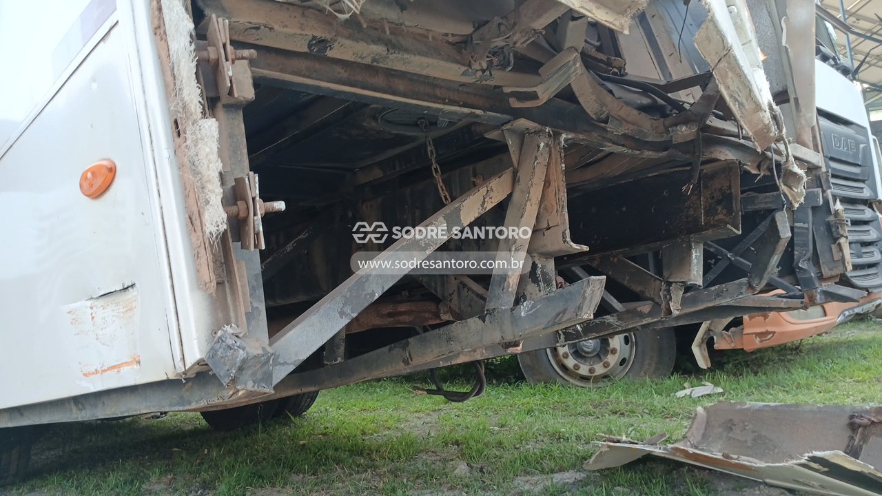 Volkswagen Comil Svelto U - 2012/2013 — foto 10 de 12