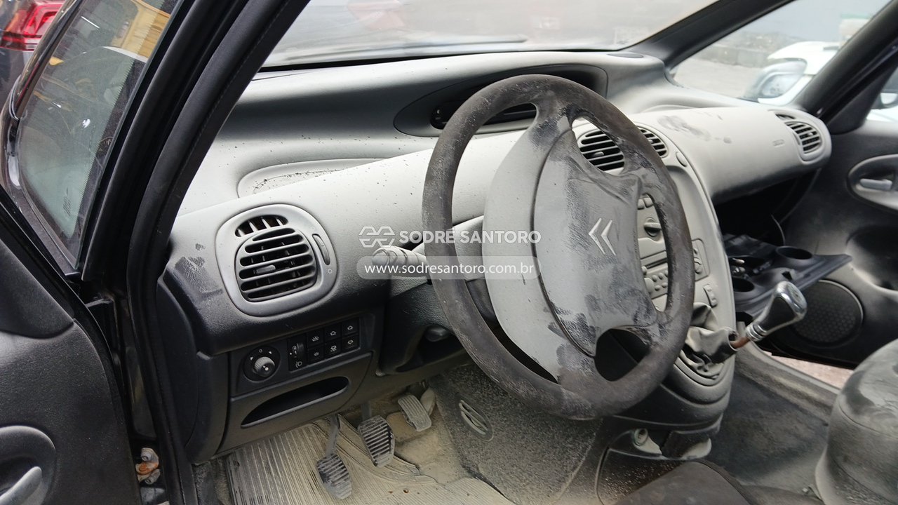 Citroen Picasso - 2011/2011 — foto 6 de 12