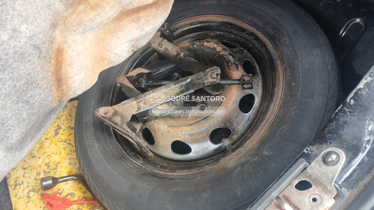 Fiat Uno Way 1.0 - 2014/2014 — foto 9 de 12