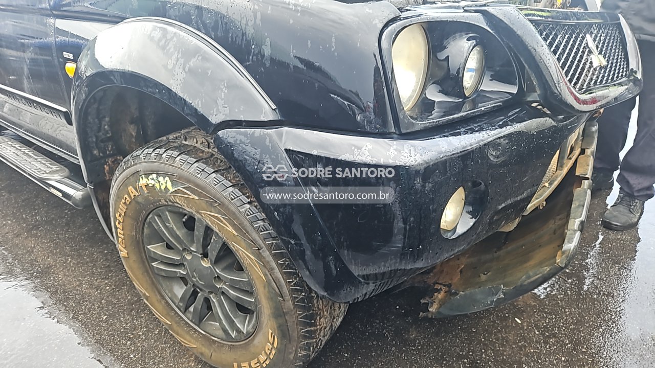 Mitsubishi L200 Outdoor - 2008/2009 — foto 11 de 12