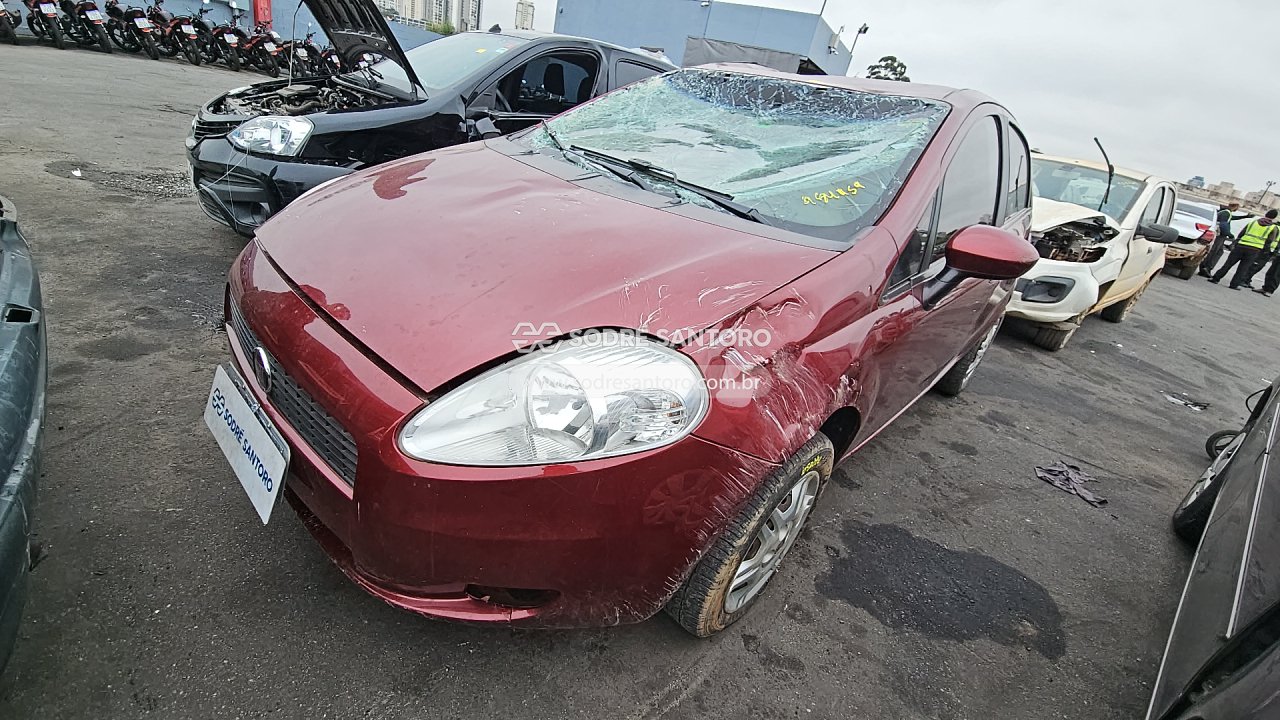 Fiat Punto 1.4 - 2010/2010 — foto 3 de 12