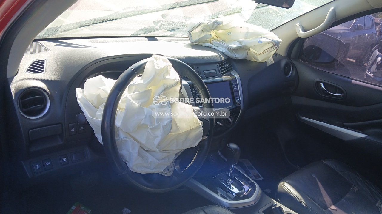 Nissan Frontier Atk X4 - 2019/2019 — foto 6 de 12