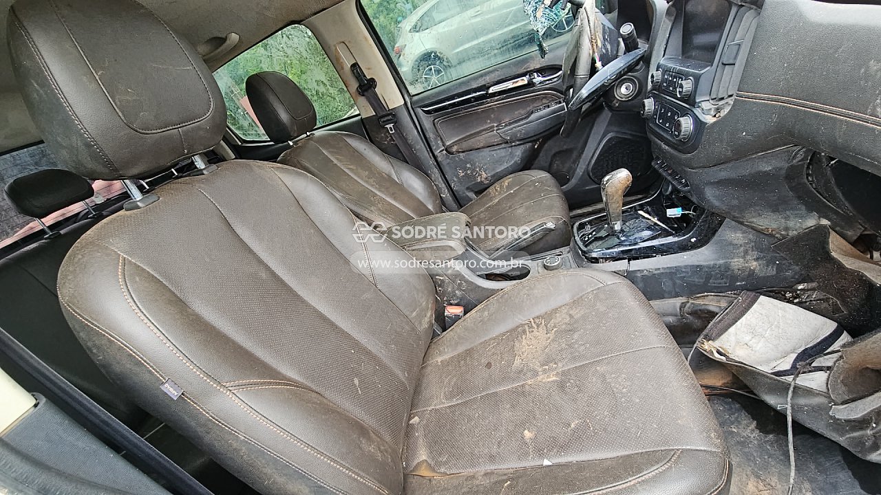 Chevrolet S10 HC - 2018/2018 — foto 8 de 12