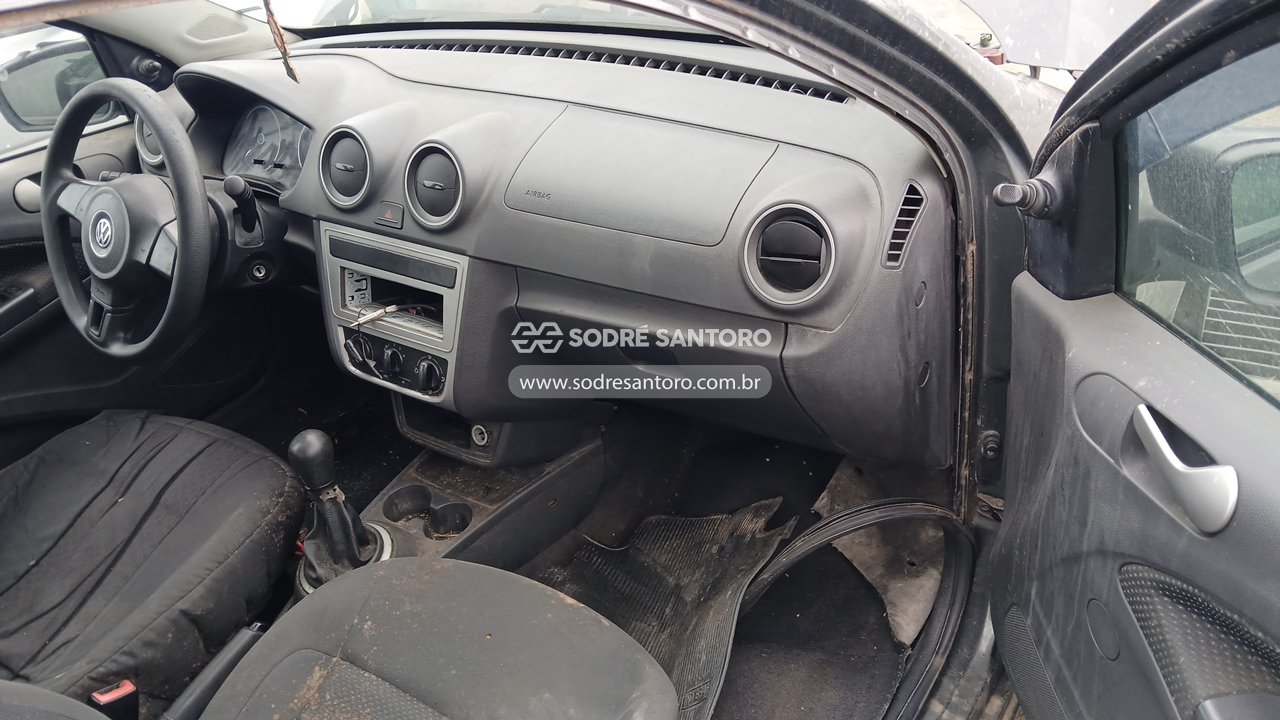 Volkswagen Voyage TL MB S - 2014/2015 — foto 7 de 12