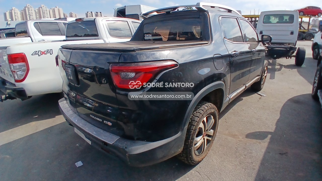 Fiat Toro Volcano AT D4 - 2016/2017 — foto 4 de 12