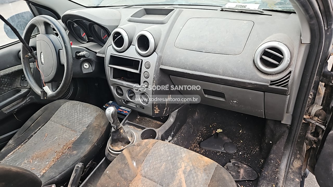 Ford Fiesta 1.6 Flex - 2010/2011 — foto 7 de 12