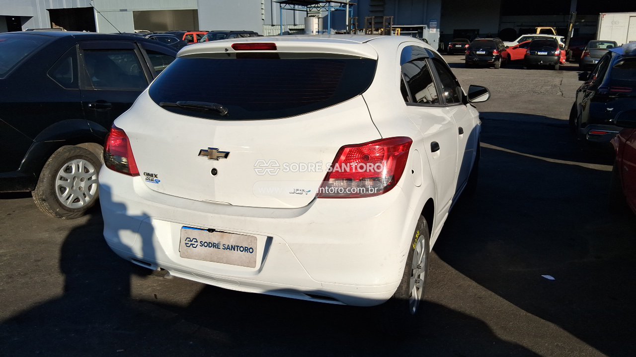 Chevrolet Onix - 2018/2019 — foto 4 de 8