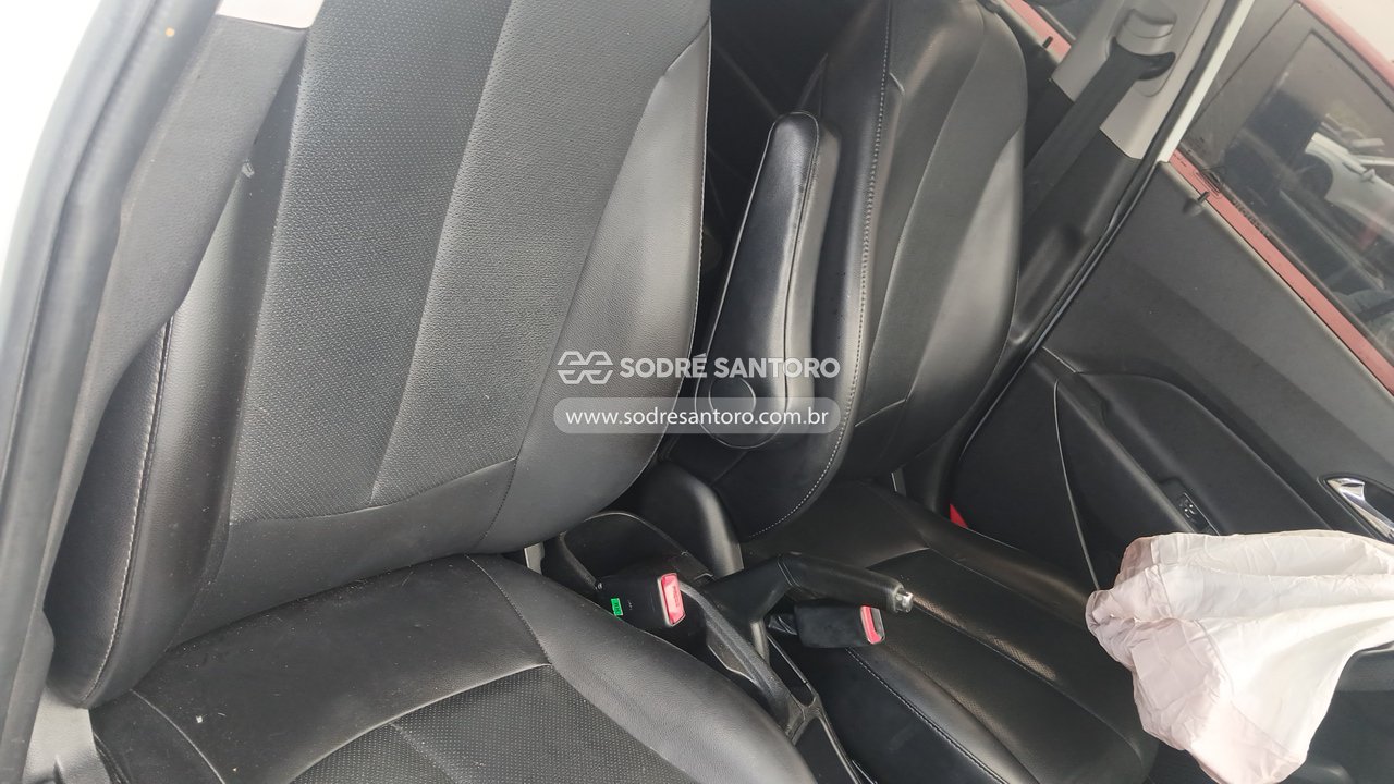 Hyundai Hb20x 1.6a Premi - 2015/2015 — foto 8 de 8