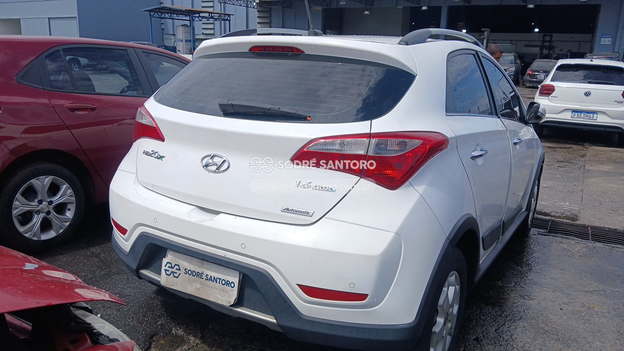Hyundai Hb20x 1.6a Premi - 2015/2015 — foto 4 de 8