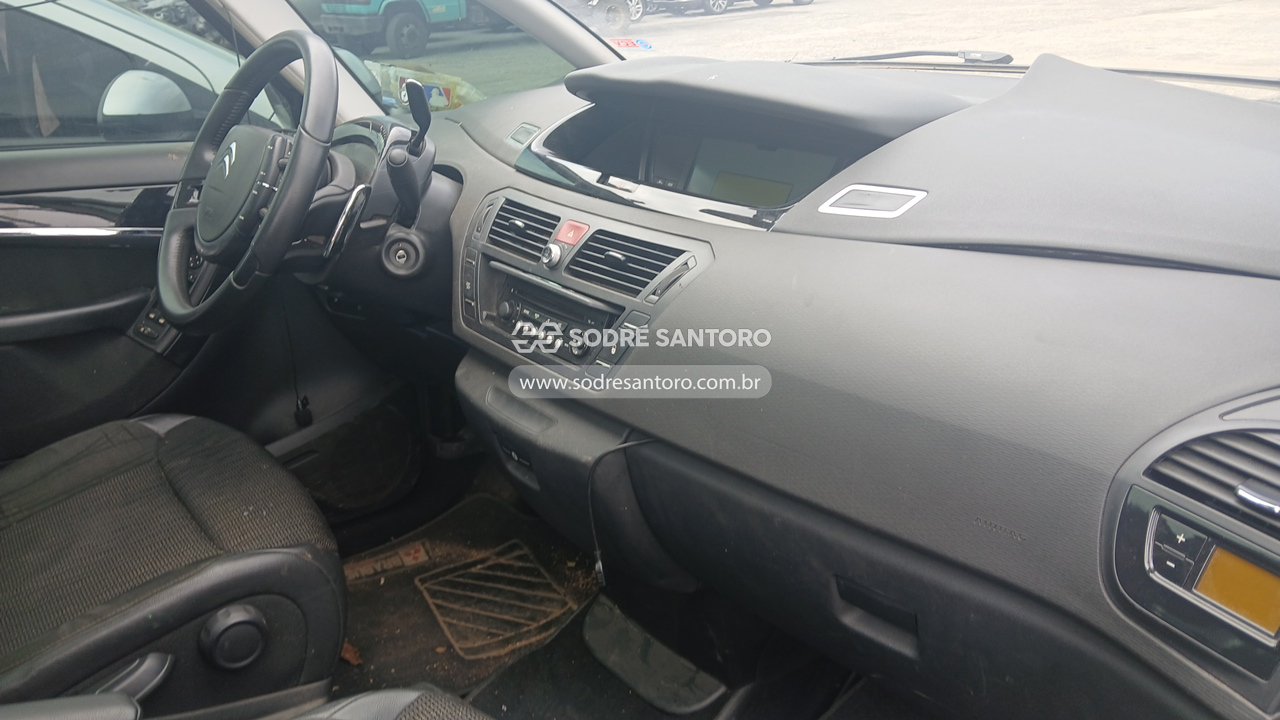 Citroën C4pic Exc A 7L - 2011/2012 — foto 6 de 7