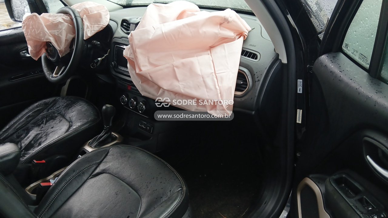 Jeep Renegade Sport AT - 2016/2016 — foto 7 de 12