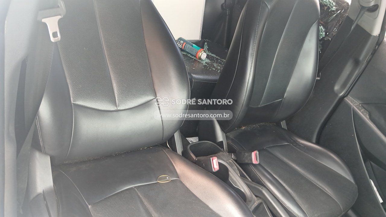 Hyundai Hb20 1.0m Comfor - 2015/2015 — foto 8 de 8