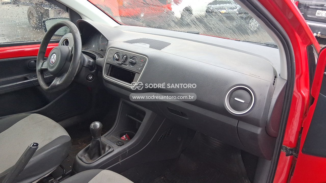 Volkswagen UP Take MA - 2014/2015 — foto 7 de 9