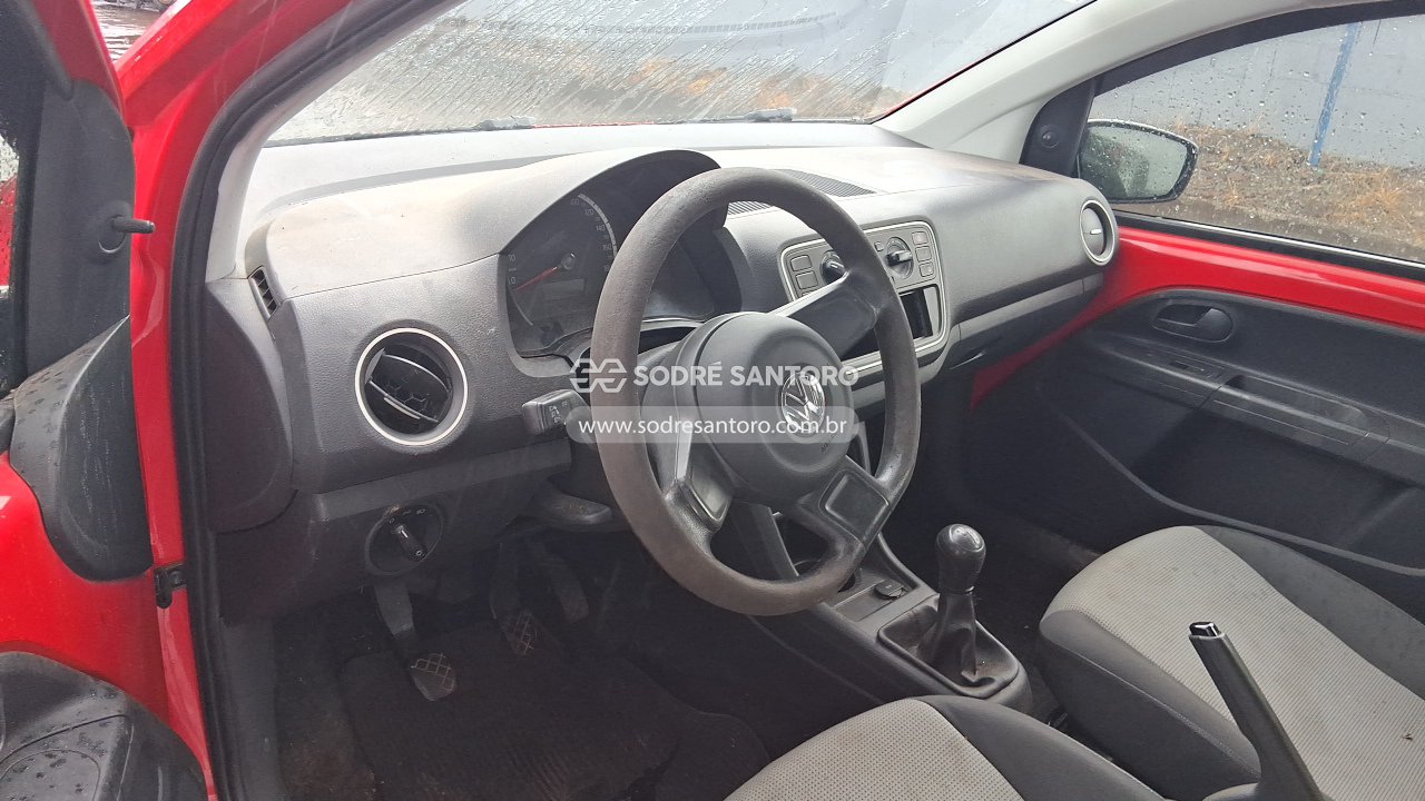 Volkswagen UP Take MA - 2014/2015 — foto 6 de 9