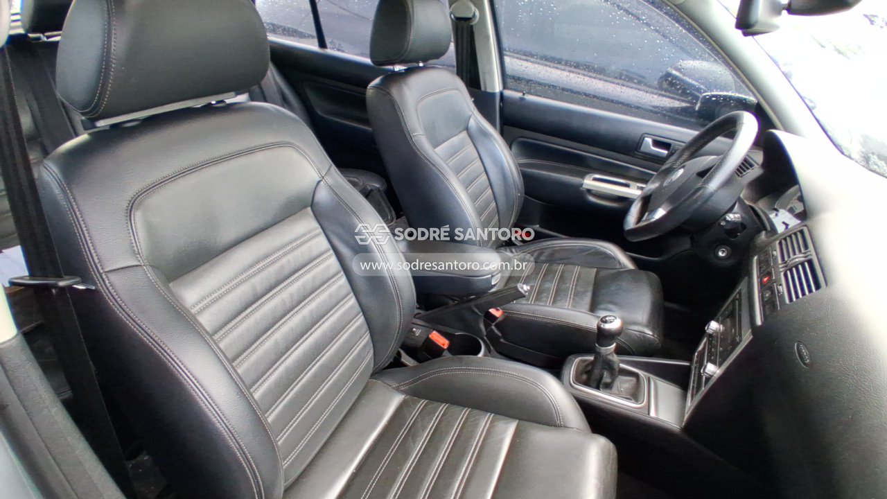 Volkswagen Golf 1.6 Sportline - 2012/2013 — foto 8 de 9