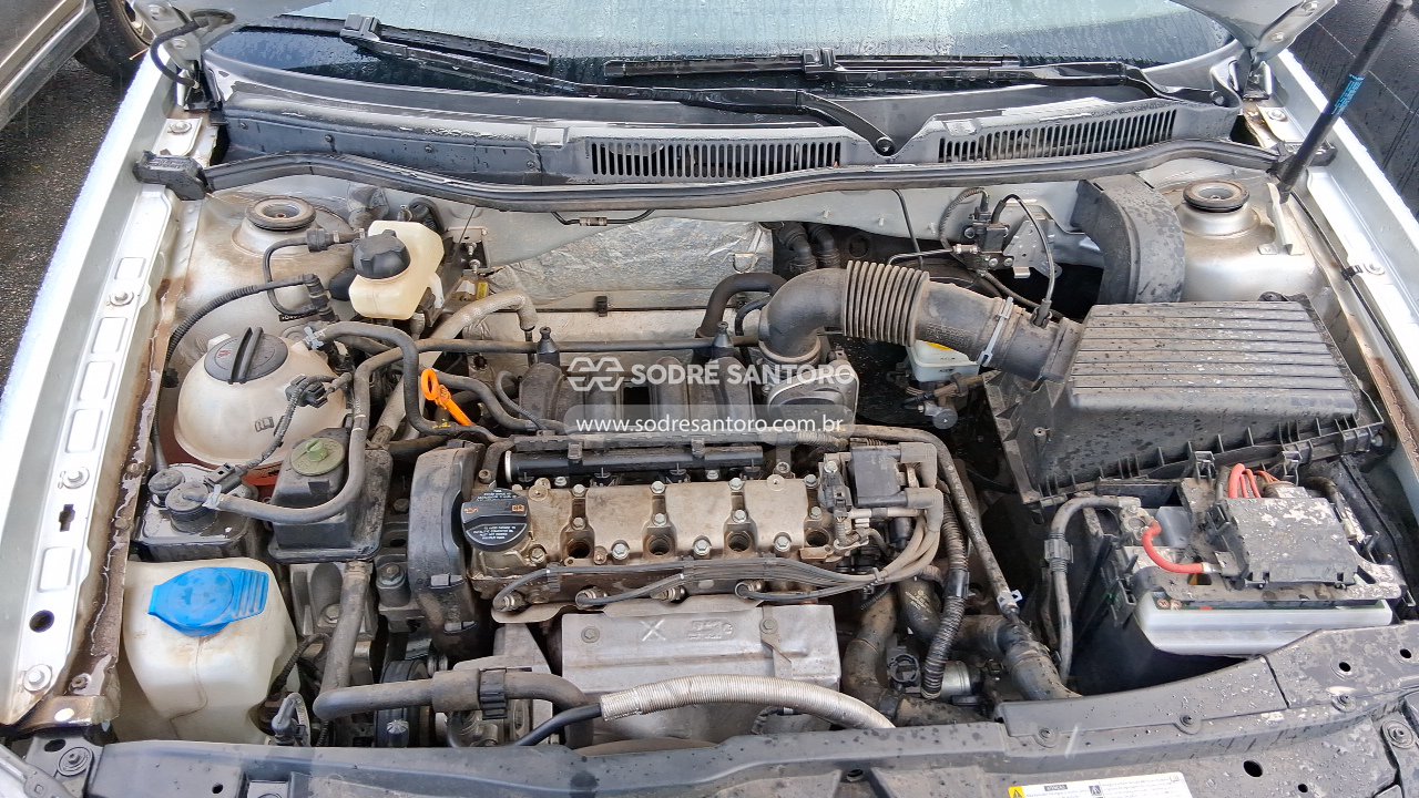 Volkswagen Golf 1.6 Sportline - 2012/2013 — foto 5 de 9