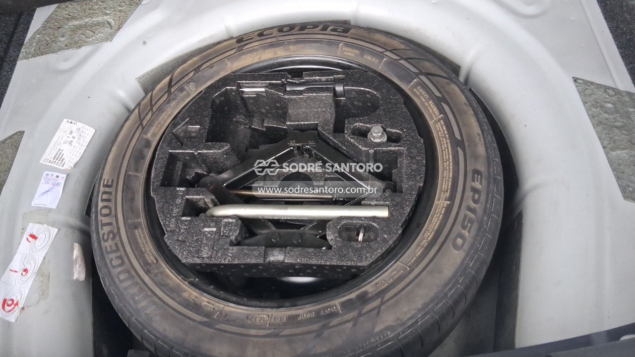 Volkswagen Jetta 2.0 - 2012/2013 — foto 10 de 12