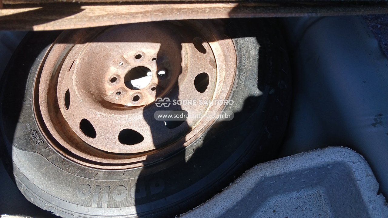Ford Fiesta Sedan 1.6 Flex - 2011/2012 — foto 10 de 12