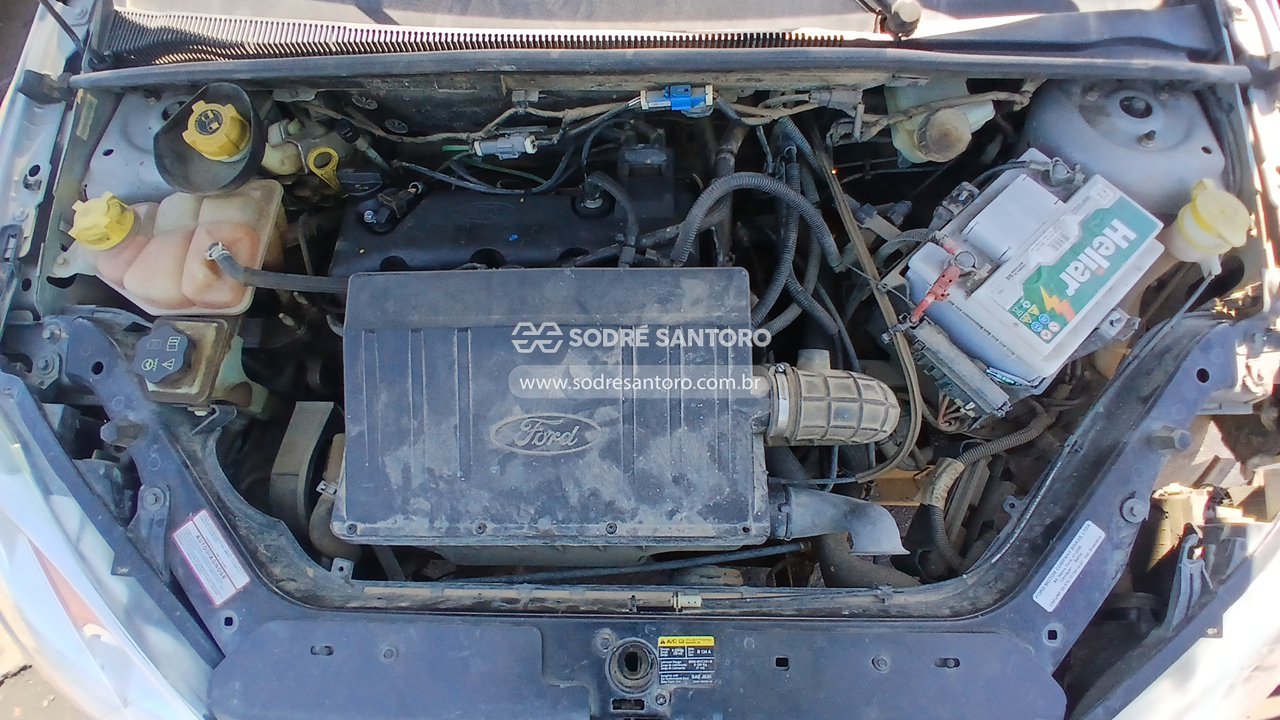 Ford Fiesta Sedan 1.6 Flex - 2011/2012 — foto 5 de 12