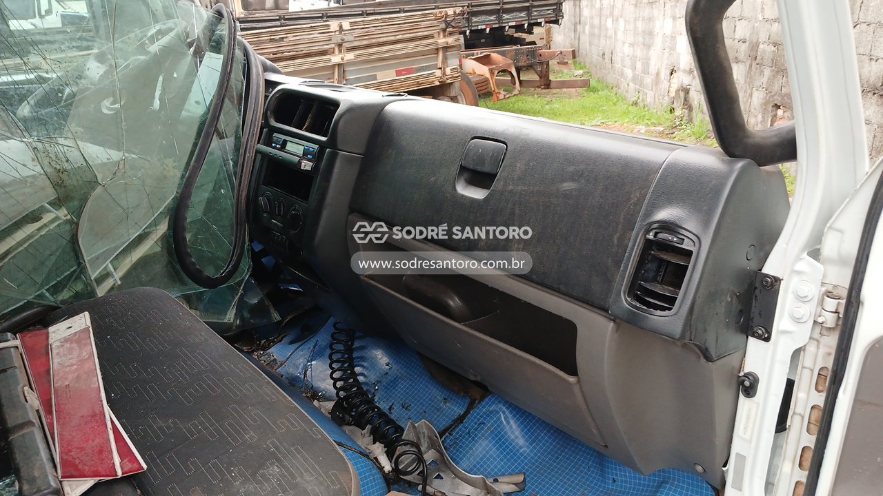 Volkswagen 8.160 Drc 4x2 - 2012/2012 — foto 8 de 12