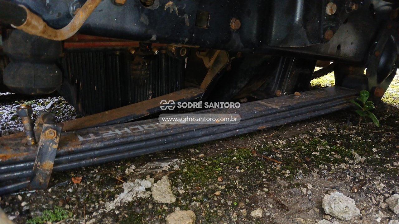 Volkswagen 8.160 Drc 4x2 - 2012/2012 — foto 11 de 12