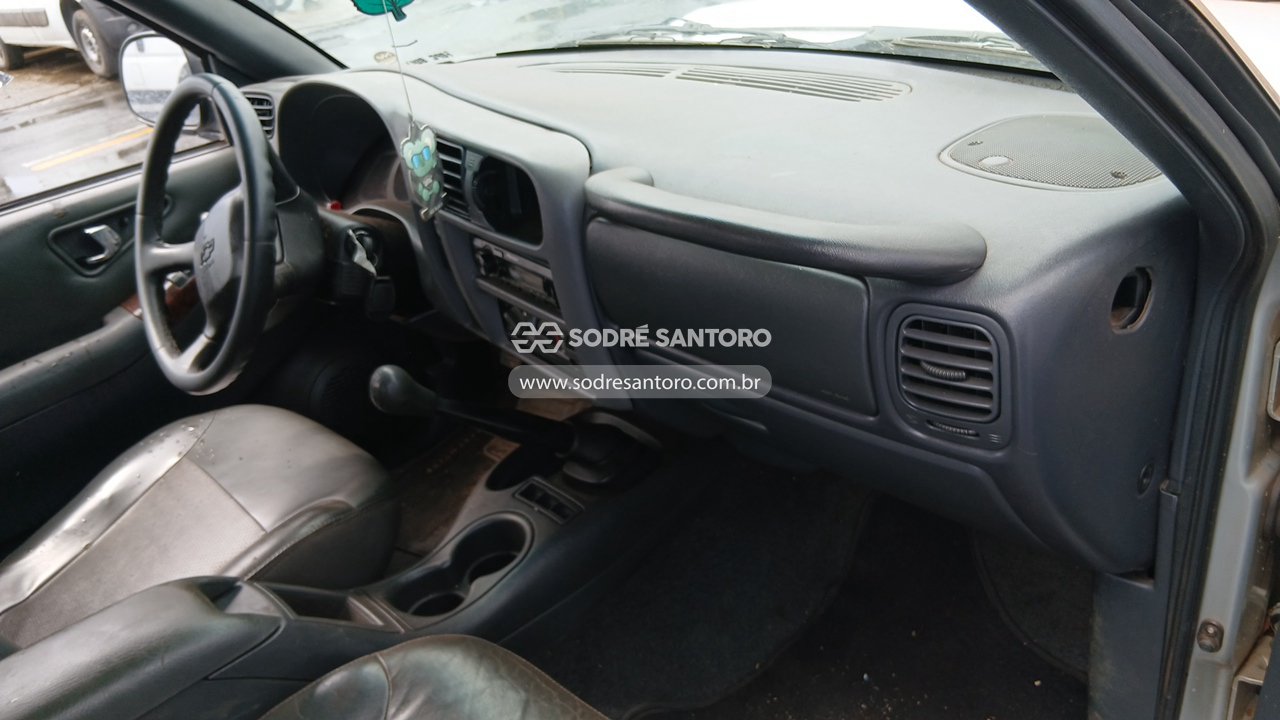 Chevrolet S10 Executive - 2008/2009 — foto 8 de 12
