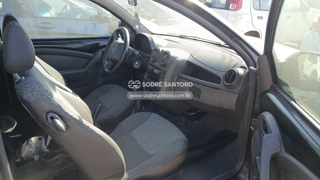 Ford KA - 2011/2012 — foto 7 de 11