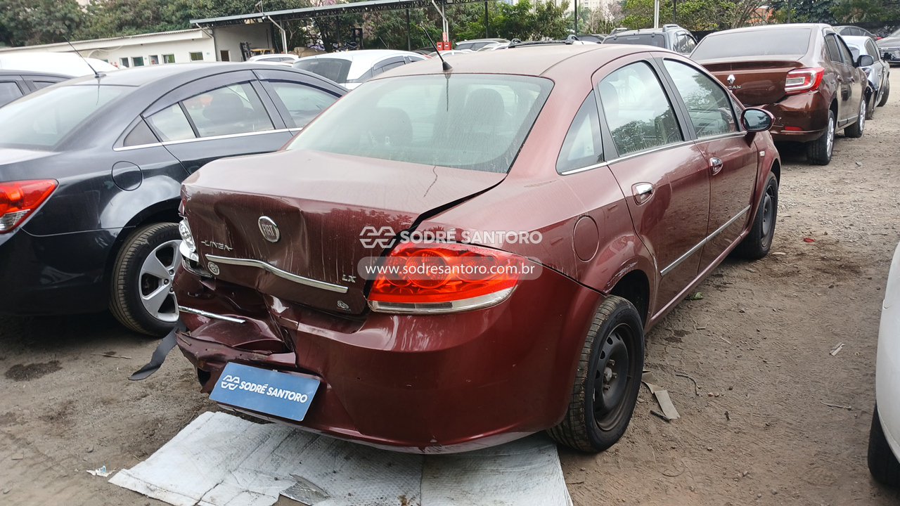 Fiat Linea LX 1.8 - 2011/2011 — foto 4 de 12