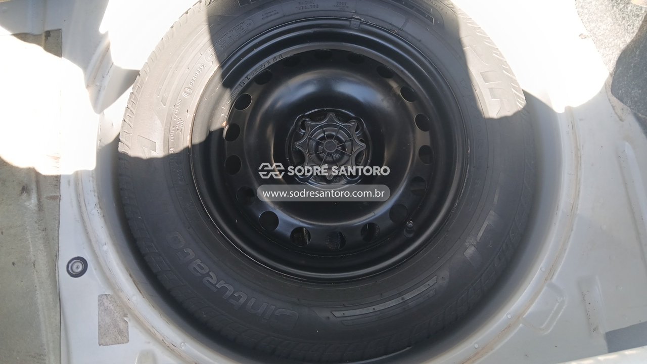 Volkswagen Gol - 2014/2015 — foto 10 de 12