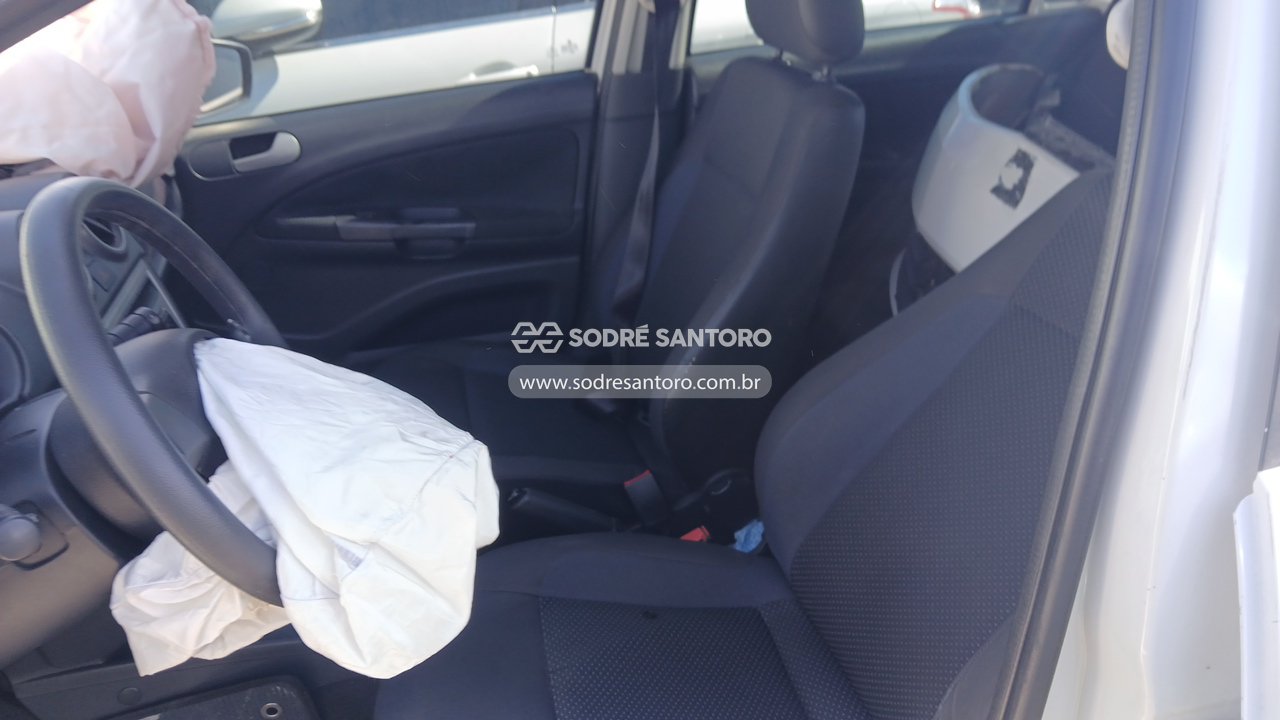 Volkswagen Gol - 2014/2015 — foto 9 de 12