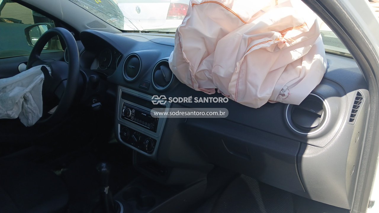 Volkswagen Gol - 2014/2015 — foto 8 de 12