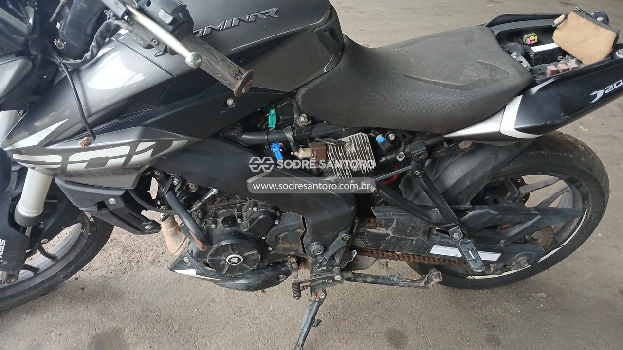 Bajaj Dominar D200 - 2023/2023 — foto 8 de 12