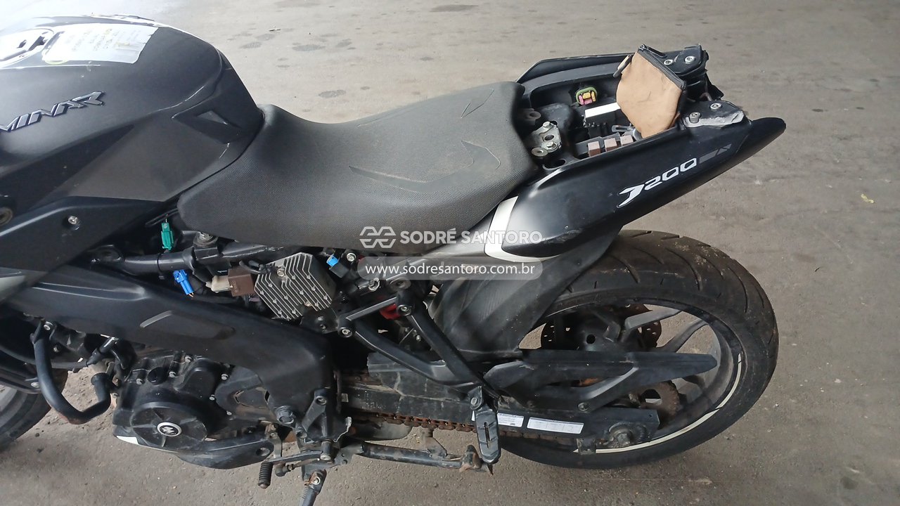 Bajaj Dominar D200 - 2023/2023 — foto 10 de 12